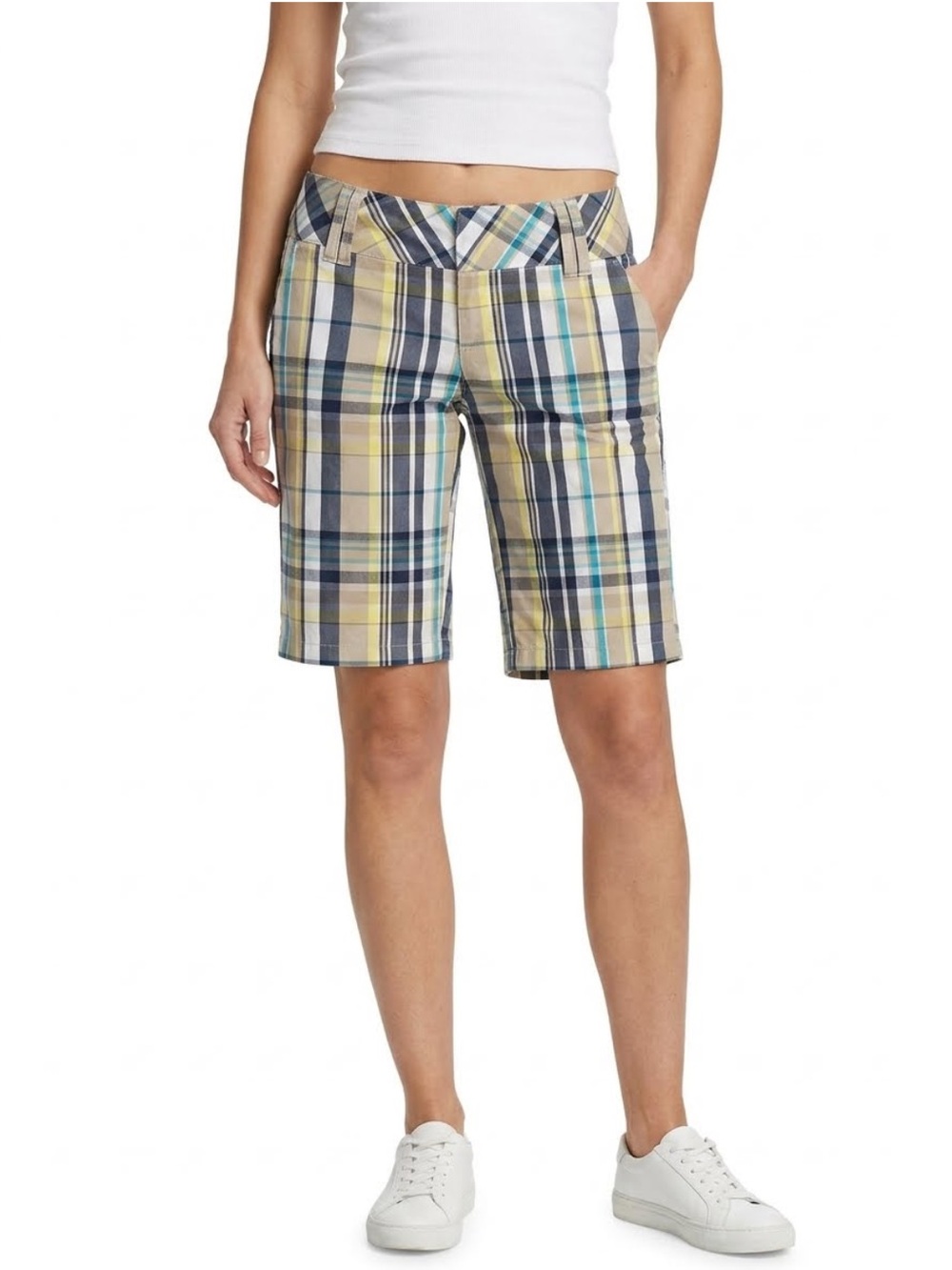 Plaid Low Rise Bermuda Shorts - Picture 6 of 6